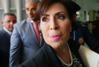 NIEGA ROSARIO ROBLES DECLARARSE CULPABLE DE ESTAFA MAESTRA Y REPARAR DAÑO AL FISCO