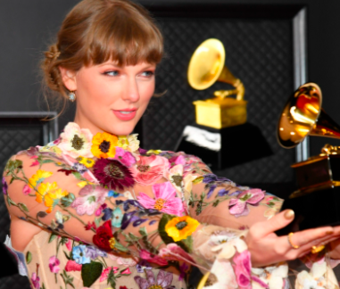 CON TRES GRAMMY´S, LA REINA DEL ´RAP´ ES REVELACIÓN DEL AÑO