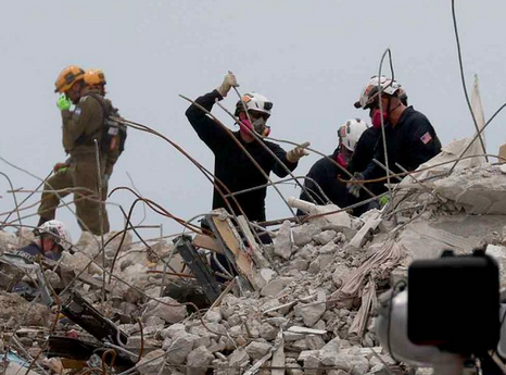 TERMINA BÚSQUEDA DE SOBREVIVIENTES EN EDIFICIO COLAPSADO EN MIAMI; HAY 86 DESAPARECIDOS
