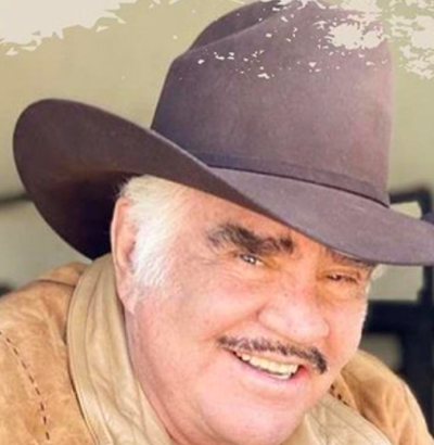 HOSPITALIZAN DE EMERGENCIA A VICENTE FERNÁNDEZ