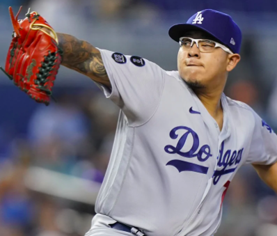 EL MEXICANO JULIO URÍAS DESTACA CON DOGERS ANTE MIAMI; LLEGA A ONCE TRIUNFOS EN LA TEMPORADA