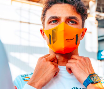 EL PILOTO DE FORMULA 1 ASISTE A FINAL DE LA EUROCOPA Y LE ROBAN RELOJ DE 1.2 MILLONES DE PESOS