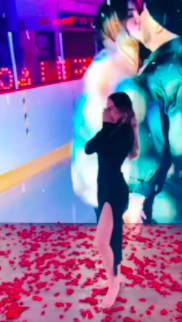 CON ROMÁNTICA VELADA, BELINDA Y CHRISTIAN NODAL CELEBRAN UN AÑO DE NOVIOS