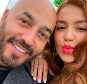 LUPILLO RIVERA PIDE MATRIMONIO A SU NOVIA EN FUNERAL DE SU PADRE