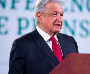 PIDE AMLO QUE CONGRESO APRUEBE LEYES REGLAMENTARIAS DE REVOCACIÓN DE MANDATO
