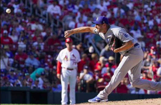 DODGERS Y SCHERZER SOMETEN A LOS CARDENALES