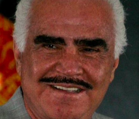 Vicente Fernández ya puede estar sin respirador durante una hora