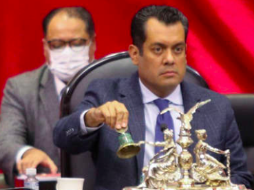 DIPUTADOS DESISTEN DE DENUNCIA PENAL CONTRA CONSEJEROS DEL INE