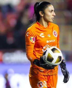 LA MEXICANA ITZEL GONZÁLEZ SE CONVIERTE EN LA NUEVA PORTERA DEL SEVILLA