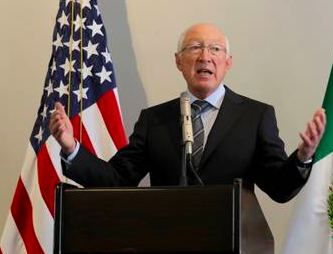 ACTIVIDAD DEL FBI EN QR SE COORDINÓ CON MÉXICO: KEN SALAZAR