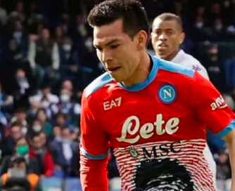 “CHUCKY” LOZANO CON PIE FUERA DEL NAPOLI