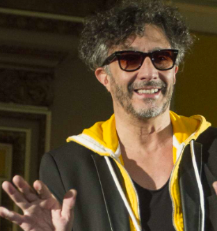FITO PÁEZ ABRE LAS PÁGINAS DE SU VIDA