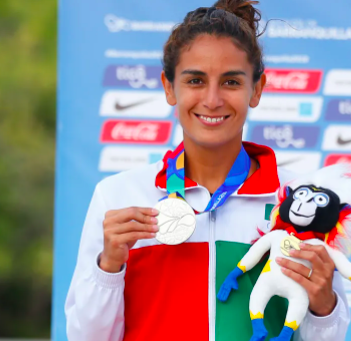 LA MEDALLISTA OLÍMPICA PAOLA ESPINOSA SE RETIRA DE LA PLATAFORMA Y EL TRAMPOLÍN