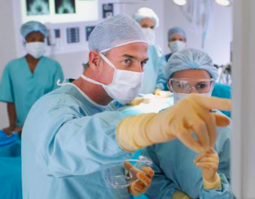 ANUNCIAN CONVOCATORIA PARA MÉDICOS ESPECIALISTAS; GARANTIZA CONTRATACIÓN INMEDIATA Y LOS «MEJORES SUELDOS»