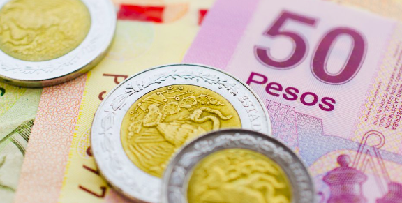 AUMENTO A TASAS DE INTERÉS EN ESTADOS UNIDOS FORTALECE AL PESO MEXICANO