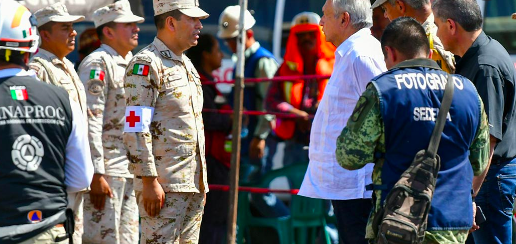 LÓPEZ OBRADOR PIDE HACER MÁS ESFUERZOS PARA RESCATAR A MINEROS EN COAHUILA