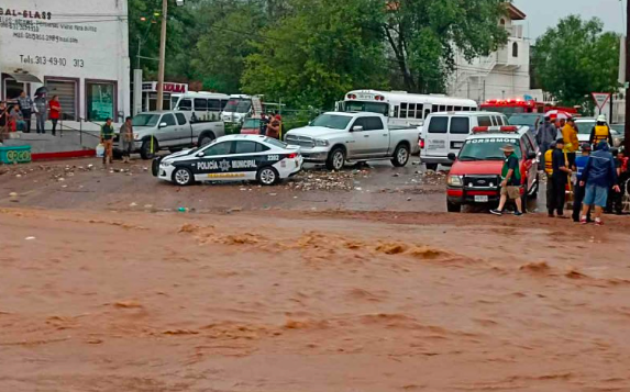 Dos hermanitas y una mujer mueren arrastradas por una tormenta en Nogales