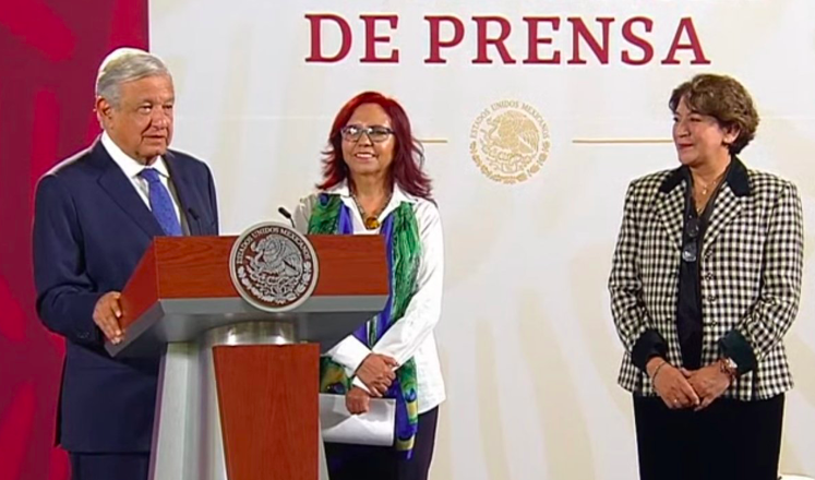 DELFINA GÓMEZ ENTREGA ESTAFETA DE LA SEP A LETICIA RAMÍREZ AMAYA