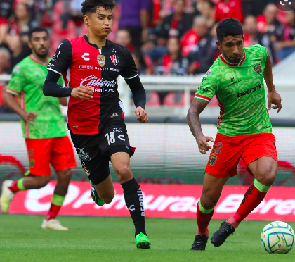 BRAVOS DE JUÁREZ LE PEGAN 1-0 AL BICAMPEÓN ATLAS EN EL JALISCO