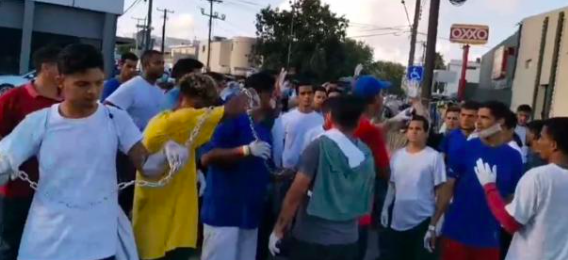 MIGRANTES VENEZOLANOS BLOQUEAN PUENTE NUEVO DE MATAMOROS￼