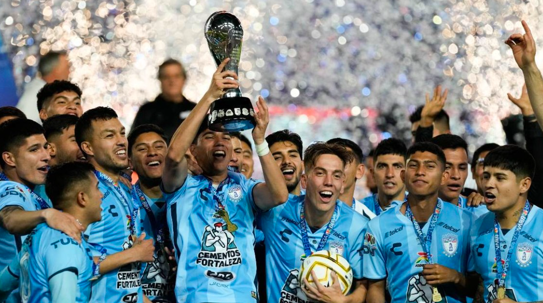 PACHUCA CAMPEÓN DE LA LIGA MX; TRITURÓ 8-2 GLOBAL AL TOLUCA￼