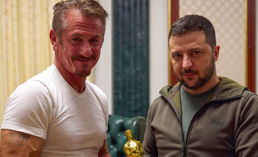 SEAN PENN PRESTA SU ÓSCAR PARA APOYAR A UCRANIA EN GUERRA
