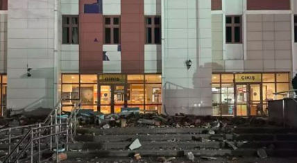 SISMO DE MAGNITUD 6.1 EN TURQUÍA DEJA MÁS DE 50 HERIDOS