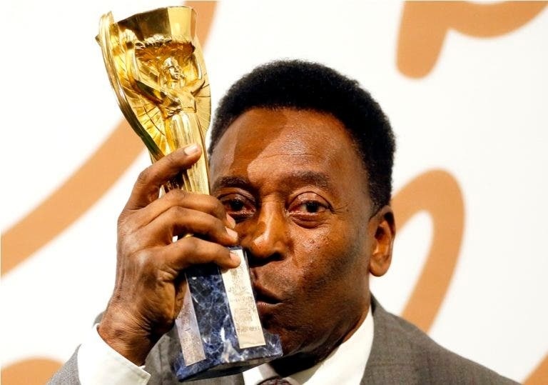 PELÉ CONFÍA EN QUE BRASIL SUMARÁ LA SEXTA COPA DEL MUNDO