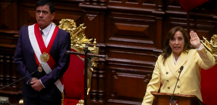 TRAS DISOLVER EL CONGRESO, DESTITUYEN PRESIDENTE DE PERÚ, PEDRO CASTILLO; DINA BOLUARTE JURA COMO PRESIDENTA