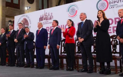 LEGISLADORES DE LA 4T ACUDEN A PALACIO NACIONAL TRAS APROBACIÓN DE PLAN B