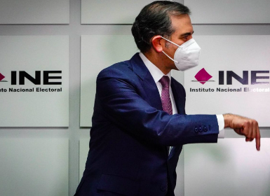 INE PRESENTA CONTROVERSIA ANTE LA CORTE CONTRA PLAN B DE REFORMA ELECTORAL
