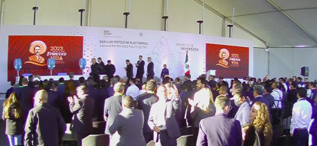 OFRECE MÉXICO CONDICIONES EXCEPCIONALES PARA INVERTIR, AFIRMA AMLO