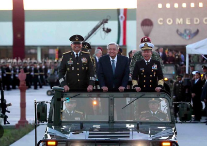 FORTALECIMIENTO DE MISIONES DEL EJÉRCITO NO SIGNIFICA MILITARIZACIÓN: AMLO