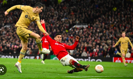 EL MANCHESTER UNITED ELIMINA AL BARÇELONA Y SE METE EN OCTAVOS DE FINAL DE LA EUROPA LEAGUE