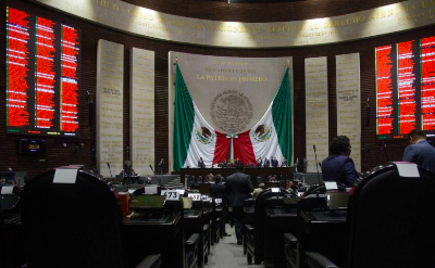 LEGISLAN PARA REDUCIR EDAD PARA SER DIPUTADO FEDERAL, SECRETARIO DE ESTADO Y GOBERNADOR