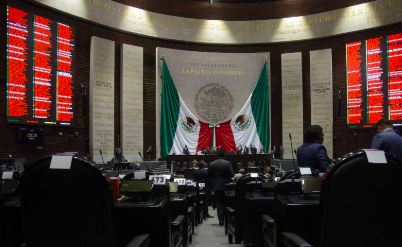 LEGISLAN PARA REDUCIR EDAD PARA SER DIPUTADO FEDERAL, SECRETARIO DE ESTADO Y GOBERNADOR