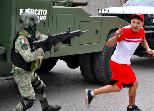 FUE EJECUCIÒN LA MUERTE DE 5 JÒVENES EN NUEVO LAREDO; NO IBAN ARMADOS NI SE ENFRENTARON AL EJÈRCITO