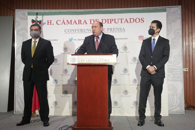 PRI, PAN Y PRD PRESENTAN ACCIONES DE INCONSTITUCIONALIDAD CONTRA REFORMAS POR VIOLACIONES AL PROCESO LEGISLATIVO