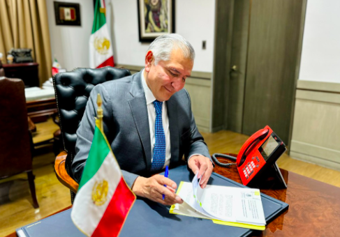 PUBLICA DOF DECRETO POR EL QUE SE REDUCE LA EDAD PARA OCUPAR UN CARGO PÚBLICO