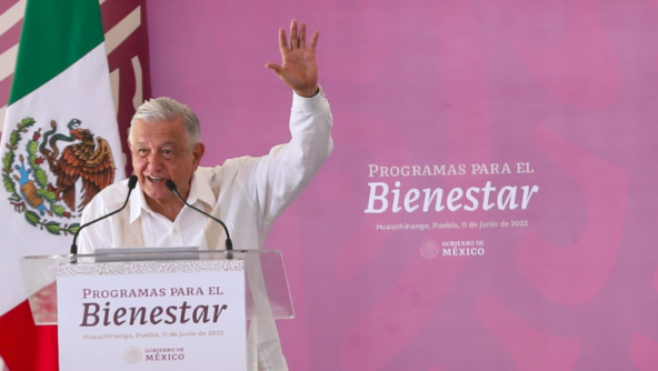 CELEBRA AMLO MEJORAS ECONÓMICAS: “LE GANÉ A LOS EXPERTOS”