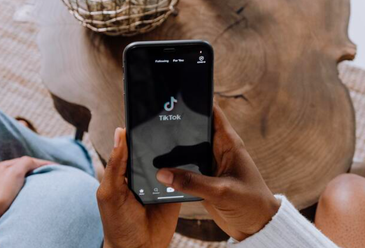 INAUGURAN EN EL PALACIO LEGISLATIVO EL FORO “RESPONSABILIDAD PARENTAL EN ESTA ERA DIGITAL”