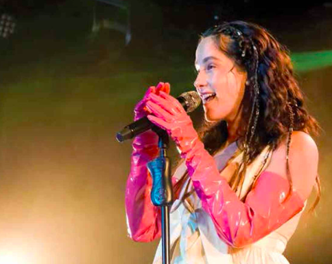 XIMENA SARIÑANA CELEBRA LOS 15 AÑOS DE SU PRIMER ÁLBUM; OFRECERÁ CUATRO SHOWS