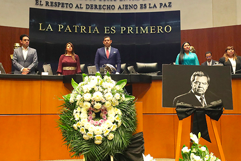 COMISIÓN PERMANENTE RINDIÓ HOMENAJE LUCTUOSO EN MEMORIA DE PORFIRIO MUÑOZ LEDO