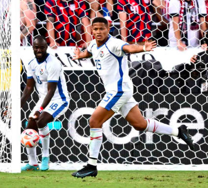 PANAMÁ SORPRENDE ELIMINANDO A EU Y ES FINALISTA EN LA COPA ORO