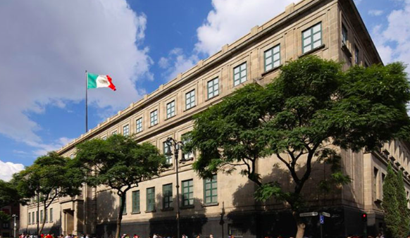 UNIVERSIDADES PRIVADAS, SUJETAS A PENAS SI CONDICIONAN TITULACIÓN