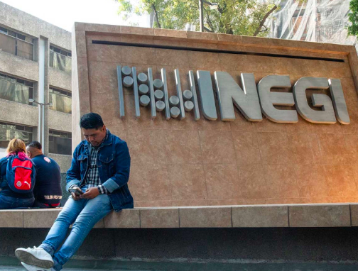 CELEBRA LÓPEZ OBRADOR EL CRECIMIENTO DE LA ECONOMÍA DEL 4%