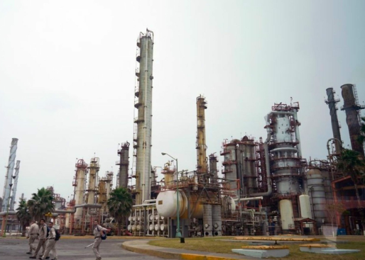 HACIENDA NO DESCARTA NUEVO RECORTE A CARGA FISCAL DE PEMEX
