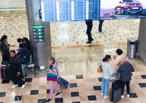 EXHORTAN A LA SICT A QUE EN AEROPUERTOS SE FACILITE EL TRASLADO DE LECHE MATERNA Y DISPOSITIVOS PARA EXTRAERLA