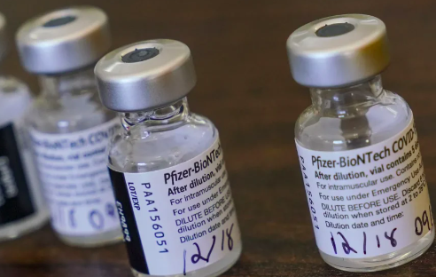 EXIGEN DIPUTADOS DEL PAN Y PRI QUE LA SSA APLIQUE SÓLO LAS VACUNAS CONTRA COVID-19 APROBADAS POR LA OMS