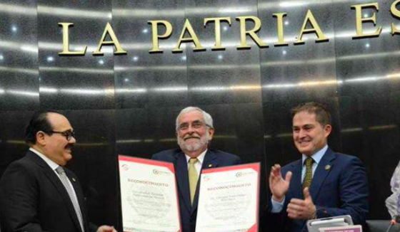 RINDEN HOMENAJE A LA UNAM Y RECONOCEN GESTIÒN DEL RECTOR ENRIQUE GRAUE